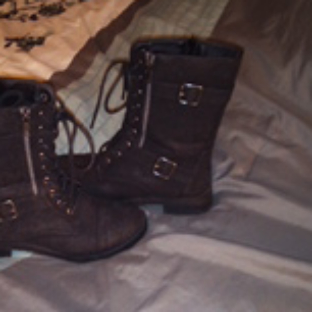 Combat boots - Picture 2 of 3